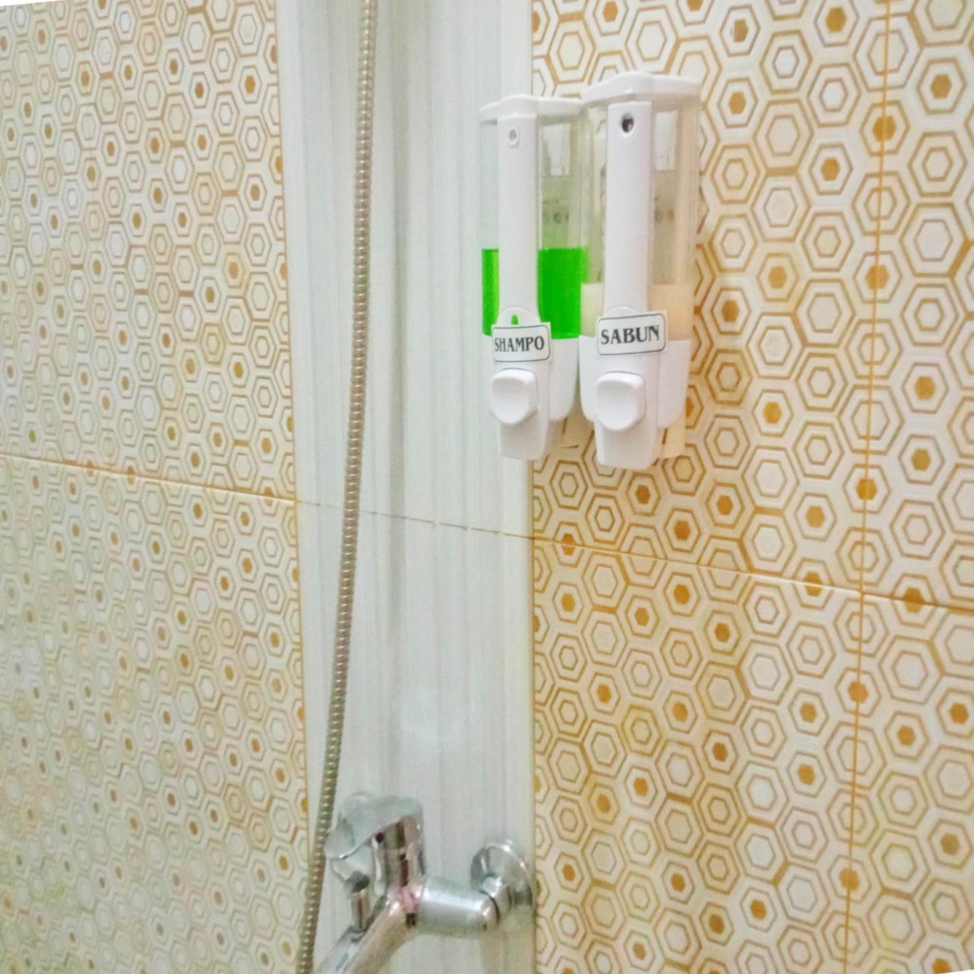Rifal Inn Mitra Reddoorz Tegal  Exterior photo