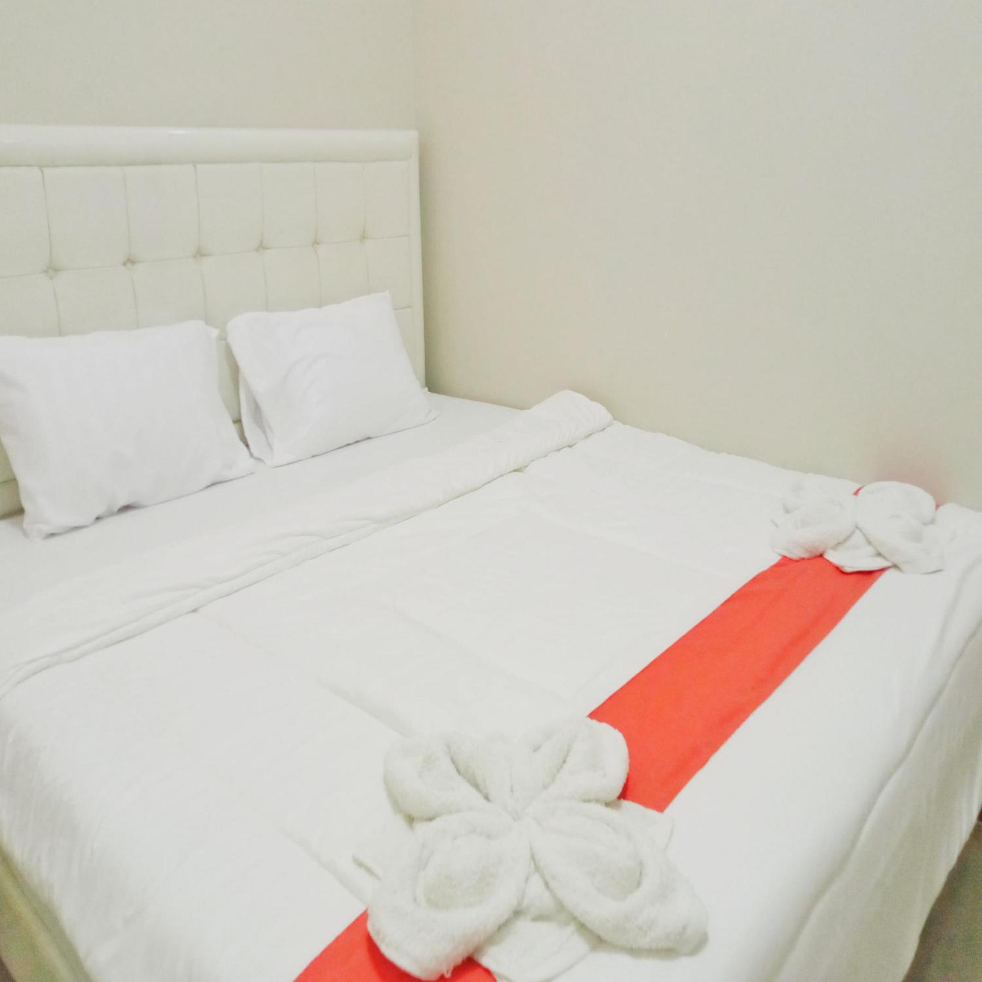 Rifal Inn Mitra Reddoorz Tegal  Exterior photo